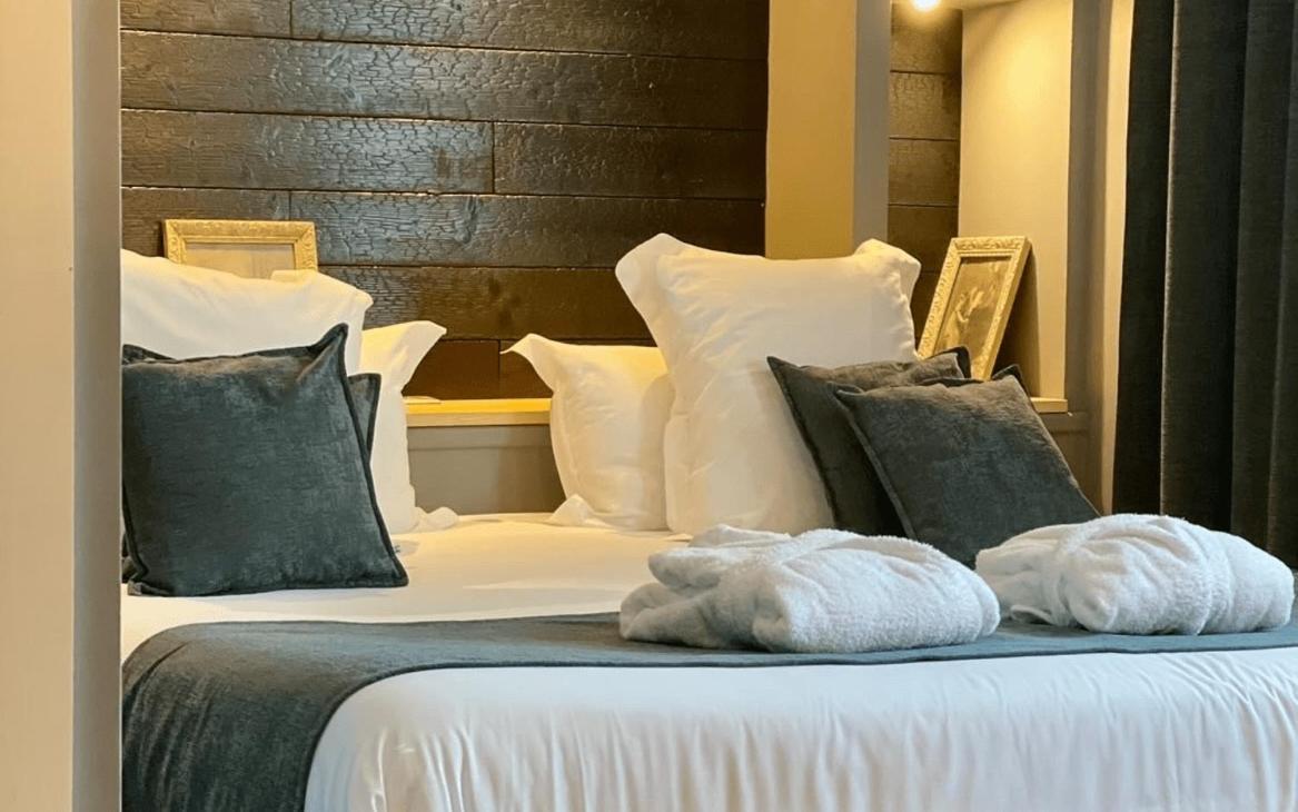 Logis Hotel Et Spa Chez Camillou Омон-Обрак Номер фото